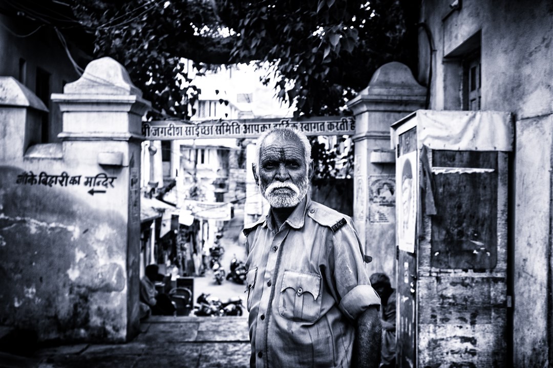 A security guard at the nearby Jagdish Temple.